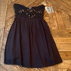 Black strapless Roxy dress